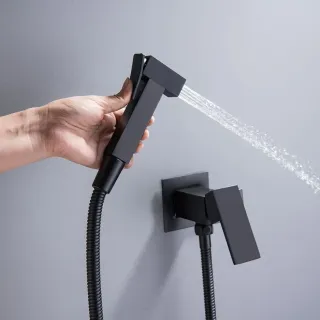 Гигиенический душ со смесителем Boch Mann Reisa BM10413 чёрный